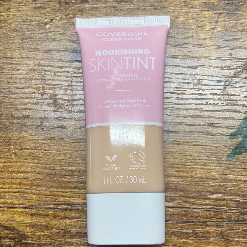 CoverGirl Nourishing Skin Tint - Light Coverage in Pink and Tan